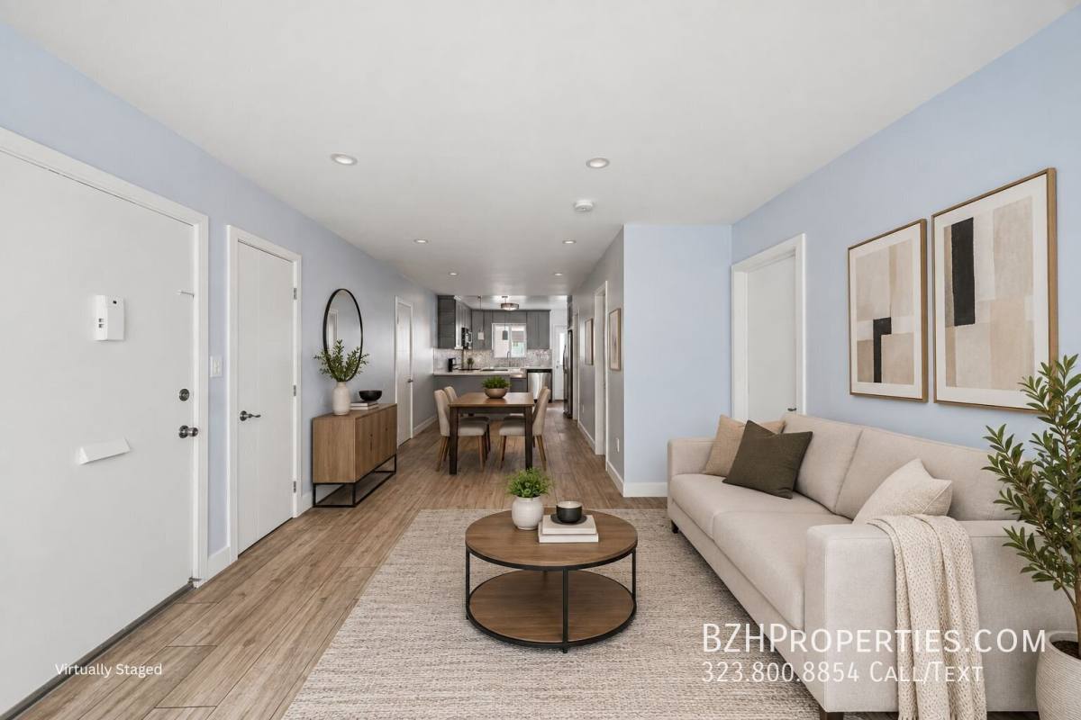 Apartment for rent at 5341 Vantage Ave #3A, Valley Village, CA 91607