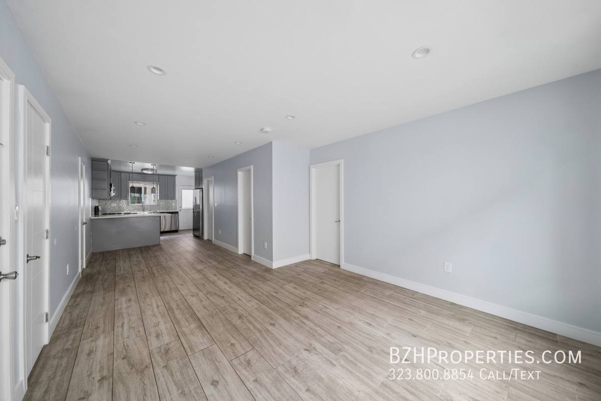 Apartment for rent at 5341 Vantage Ave #3A, Valley Village, CA 91607