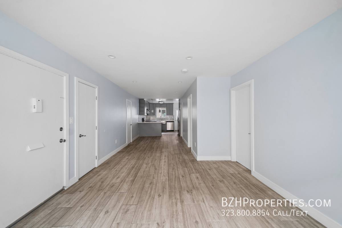 Apartment for rent at 5341 Vantage Ave #3A, Valley Village, CA 91607