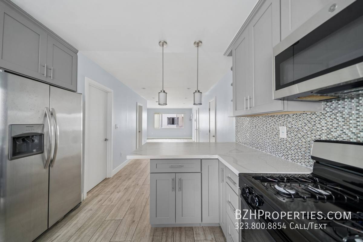 Apartment for rent at 5341 Vantage Ave #3A, Valley Village, CA 91607