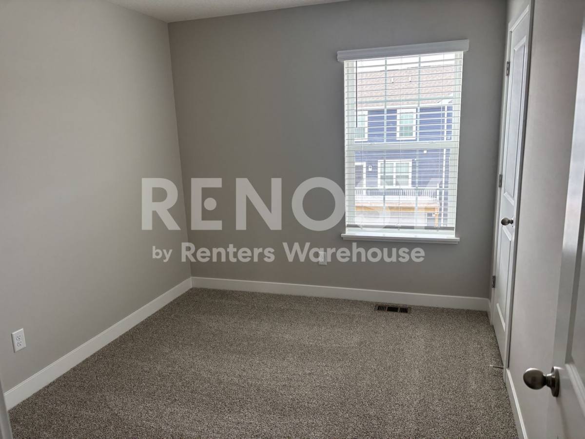 Townhouse for rent at 12572 Guadalcanal Circle NE #F, Minneapolis, MN 55449