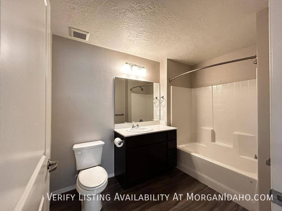 Apartment for rent at 1017 S Elder St #101, Nampa, ID 83686