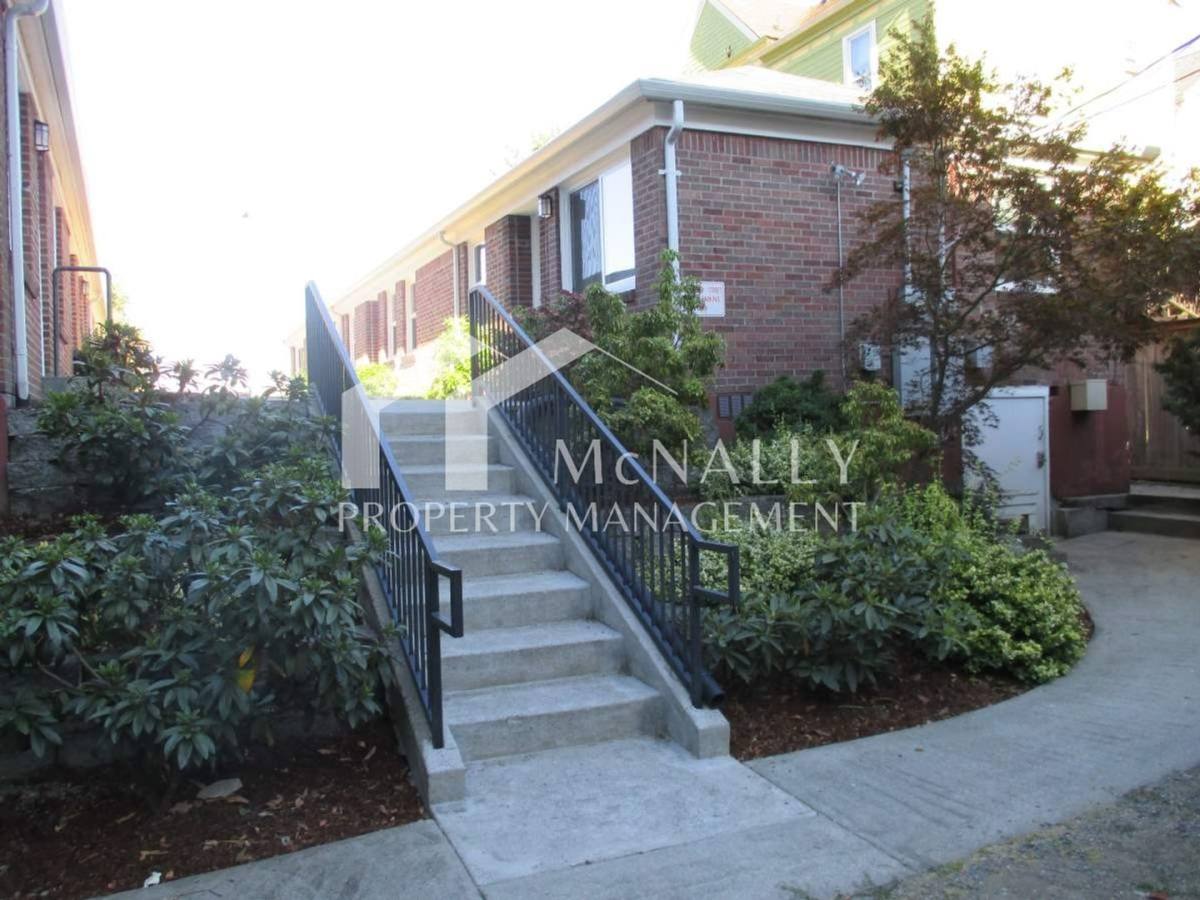 Apartment for rent at 614 So I St, Tacoma, WA 98405