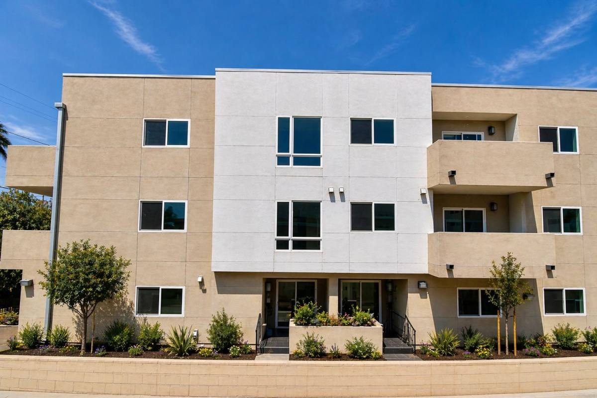 Apartment for rent at 9220 Compton Ave, Los Angeles, CA 90002