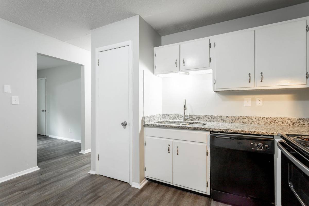 Apartment for rent at 113 Goodson Ave, Chattanooga, TN 37405