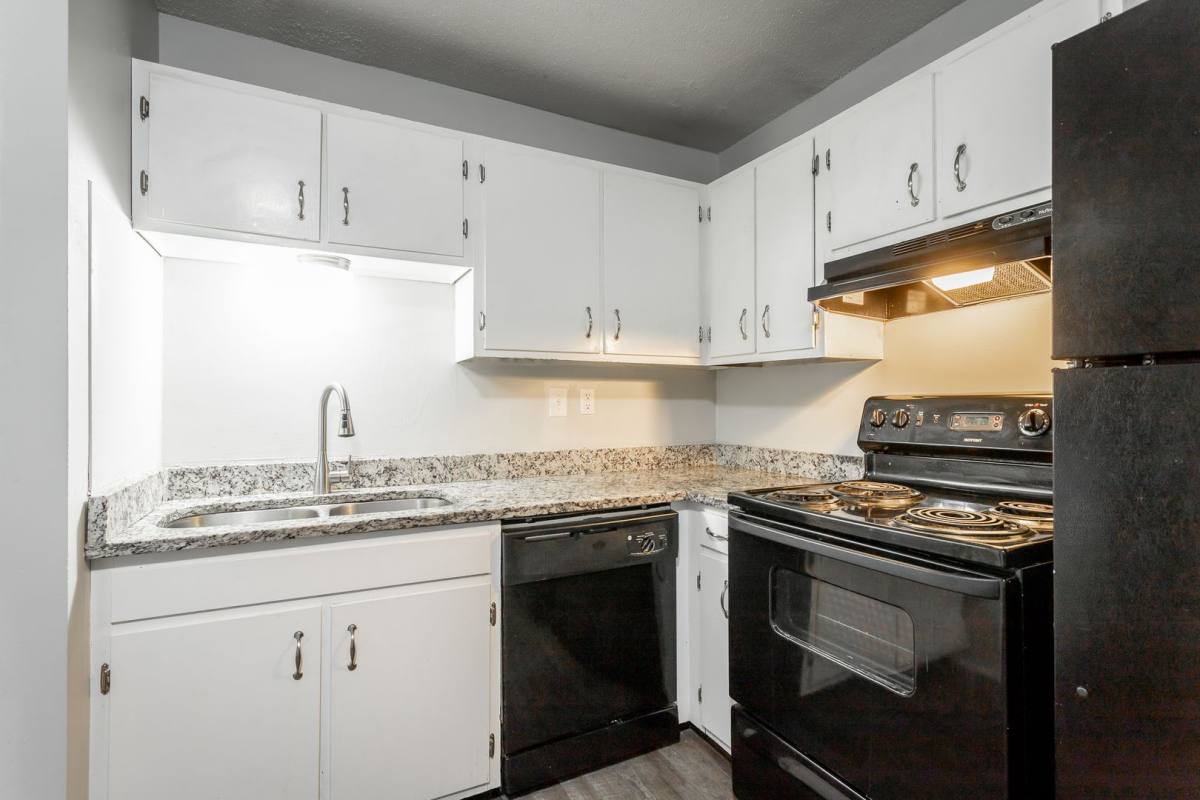 Apartment for rent at 113 Goodson Ave, Chattanooga, TN 37405