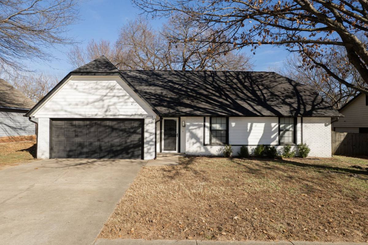 House for rent at 5013 S Lions Ave, Broken Arrow, OK 74011