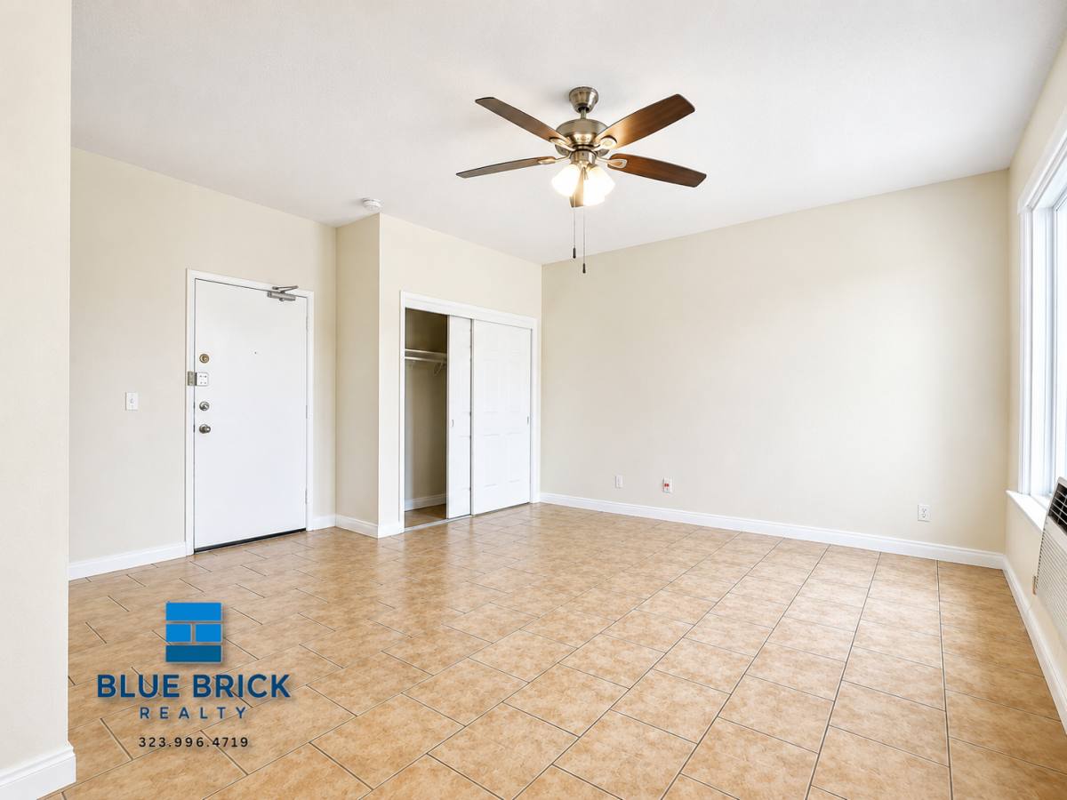 Apartment for rent at 2941 Whittier Blvd #305, Los Angeles, CA 90023