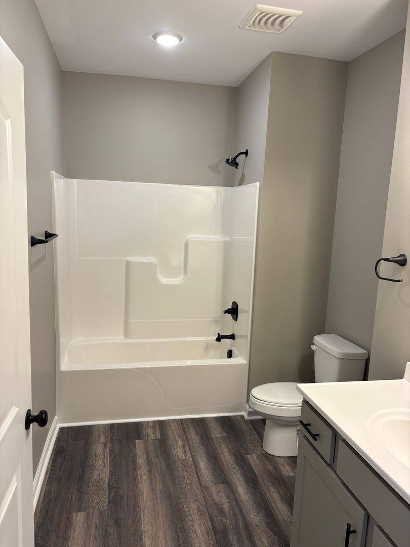 Apartment for rent at 232 Calumet Dr, Richmond, KY 40475