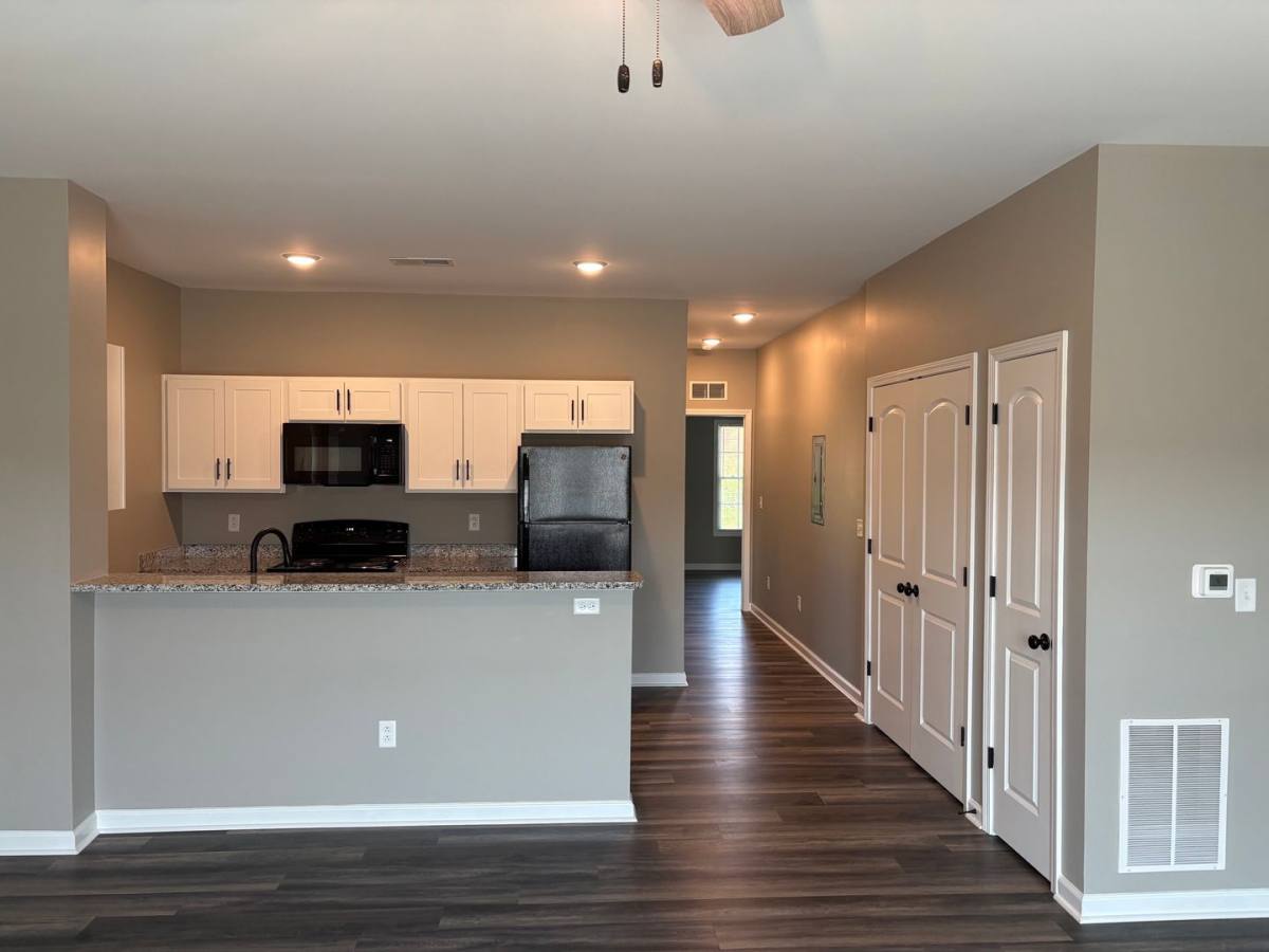 Apartment for rent at 232 Calumet Dr, Richmond, KY 40475