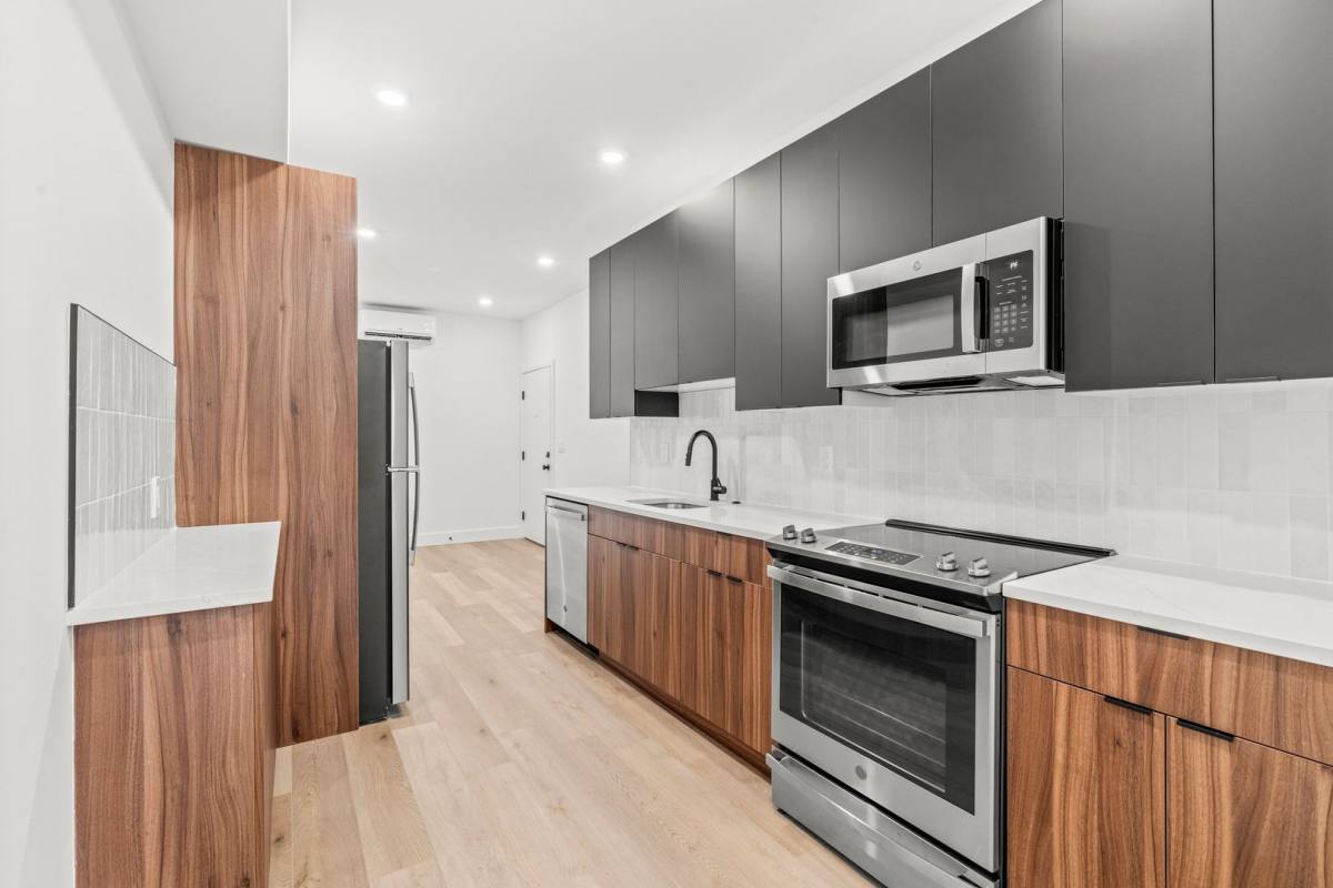 Apartment for rent at 4710 Woodland Ave #2, Philadelphia, PA 19143