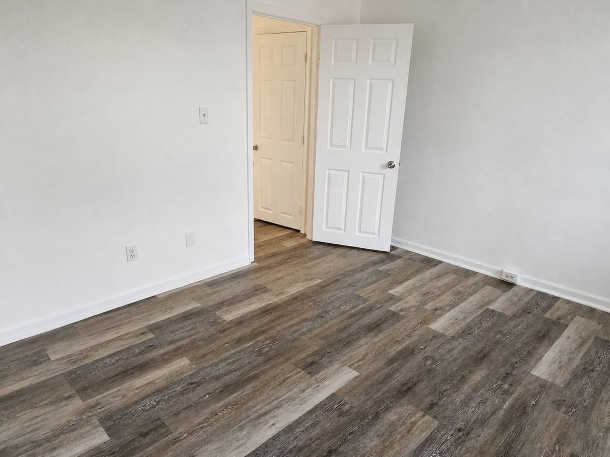 Townhouse for rent at 302 Porter St, Wilmington, DE 19805