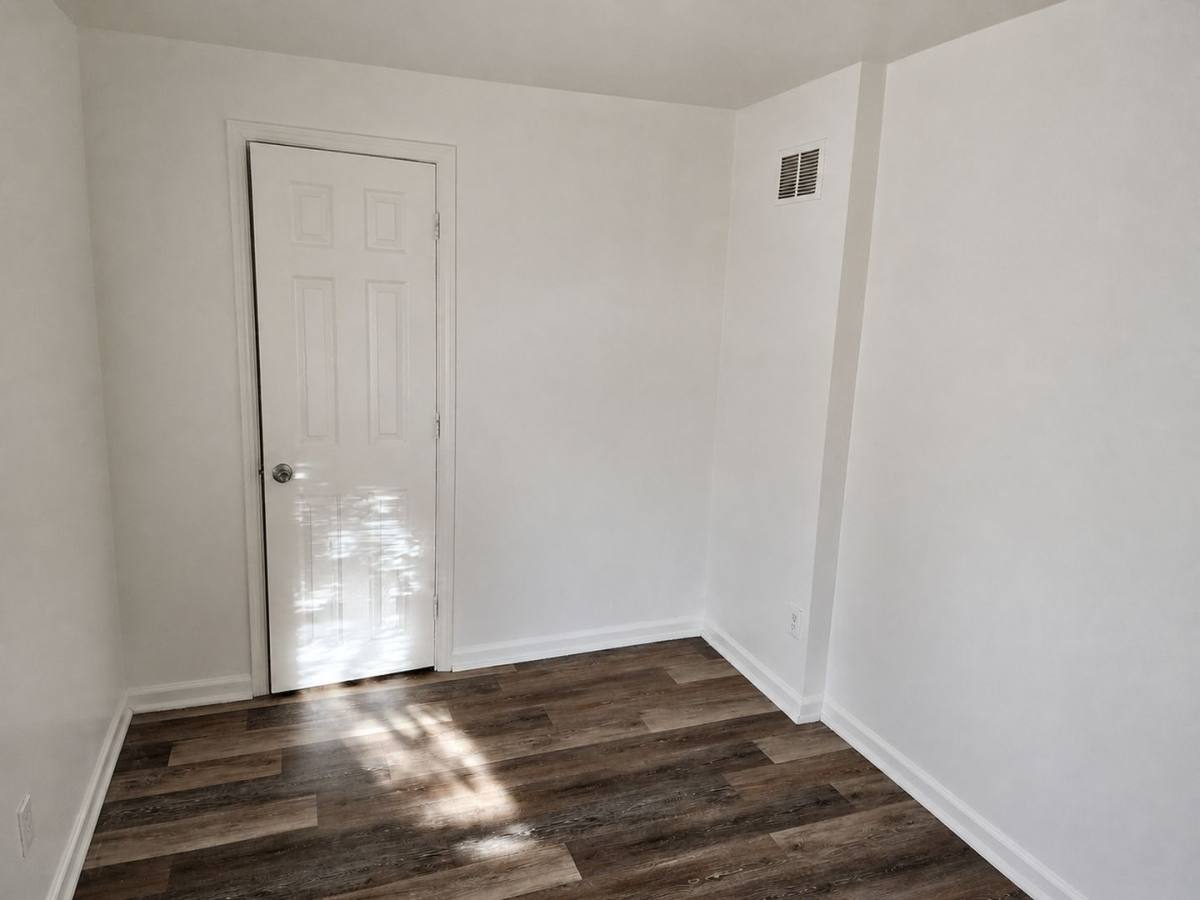 Townhouse for rent at 302 Porter St, Wilmington, DE 19805