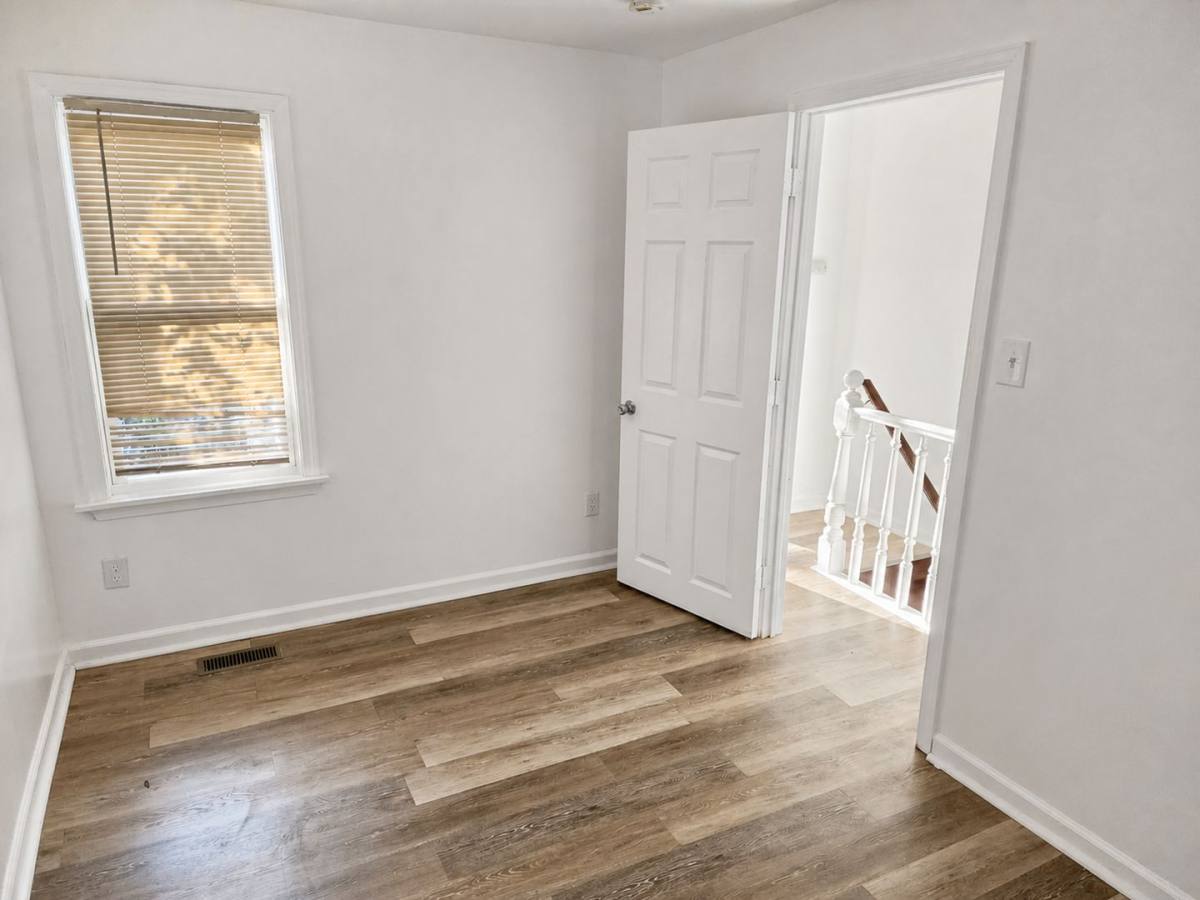 Townhouse for rent at 302 Porter St, Wilmington, DE 19805