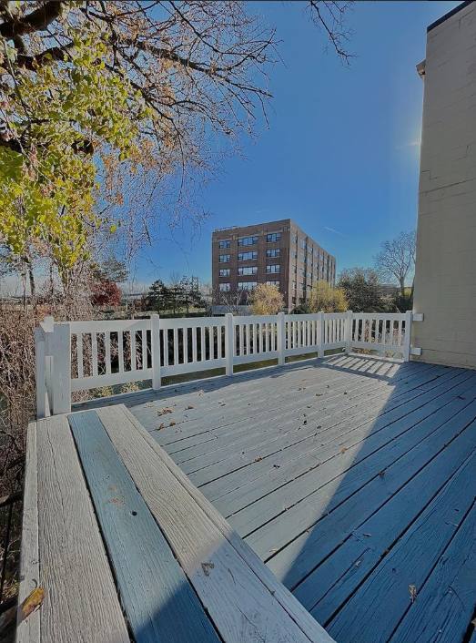 Apartment for rent at 111 S Summit St, Toledo, OH 43604