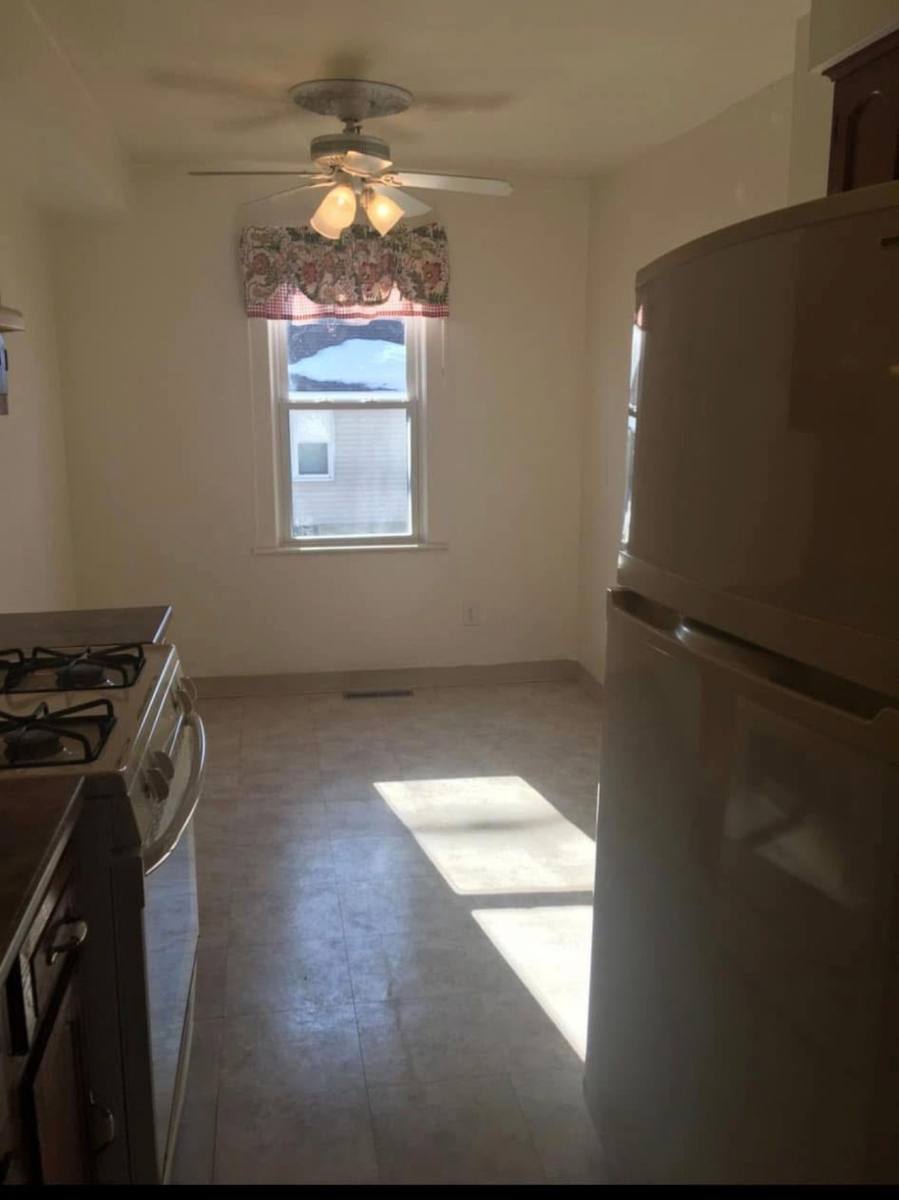 Apartment for rent at 118 Beechwood Ave #1, Liverpool, NY 13088