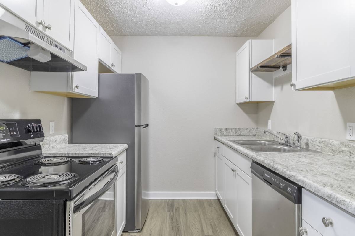 Apartment for rent at 116 Kingsridge Dr, La Vergne, TN 37086