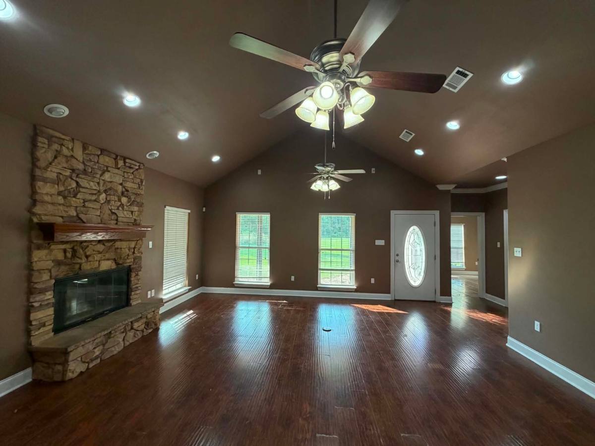 Apartment for rent at 48399 Alack Lane, Hammond, LA 70401