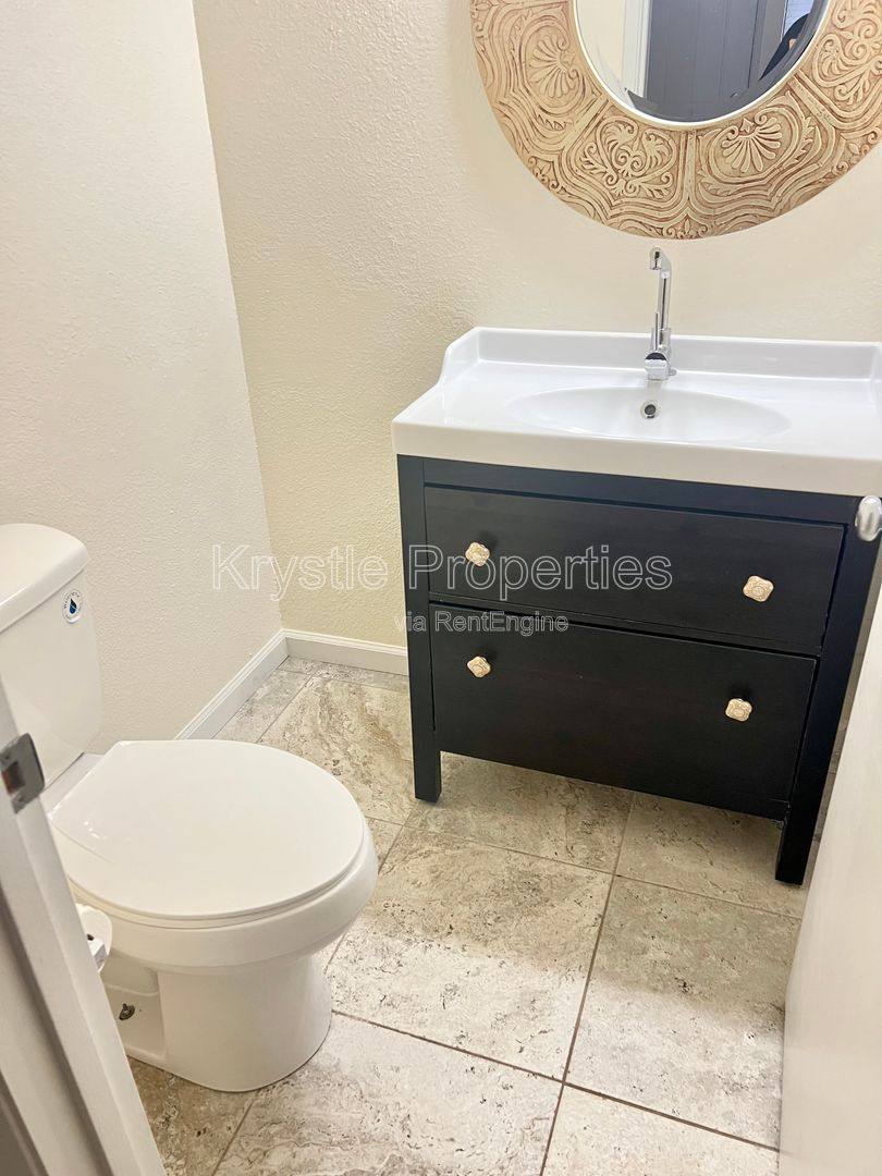 Townhouse for rent at 101 Nashville Lane, Vallejo, CA 94591