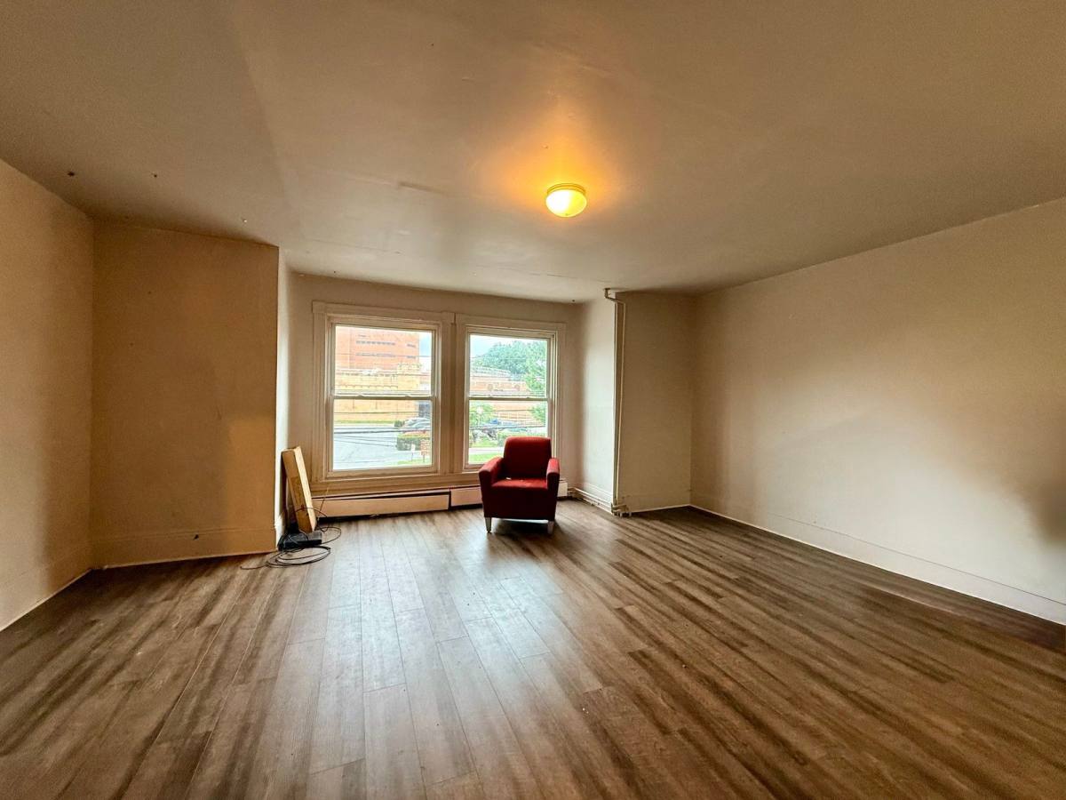 Apartment for rent at 634 E King St #2, Lancaster, PA 17602