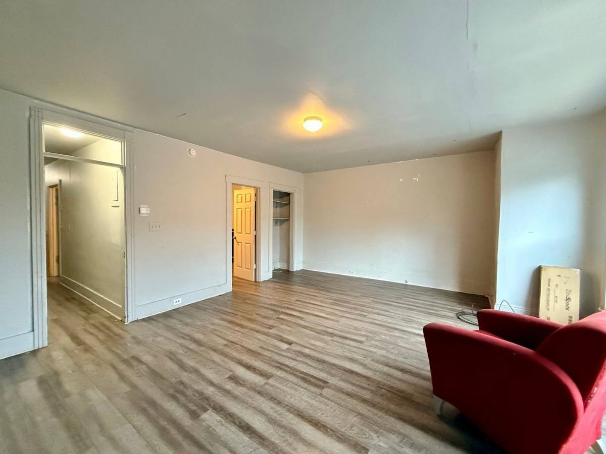 Apartment for rent at 634 E King St #2, Lancaster, PA 17602