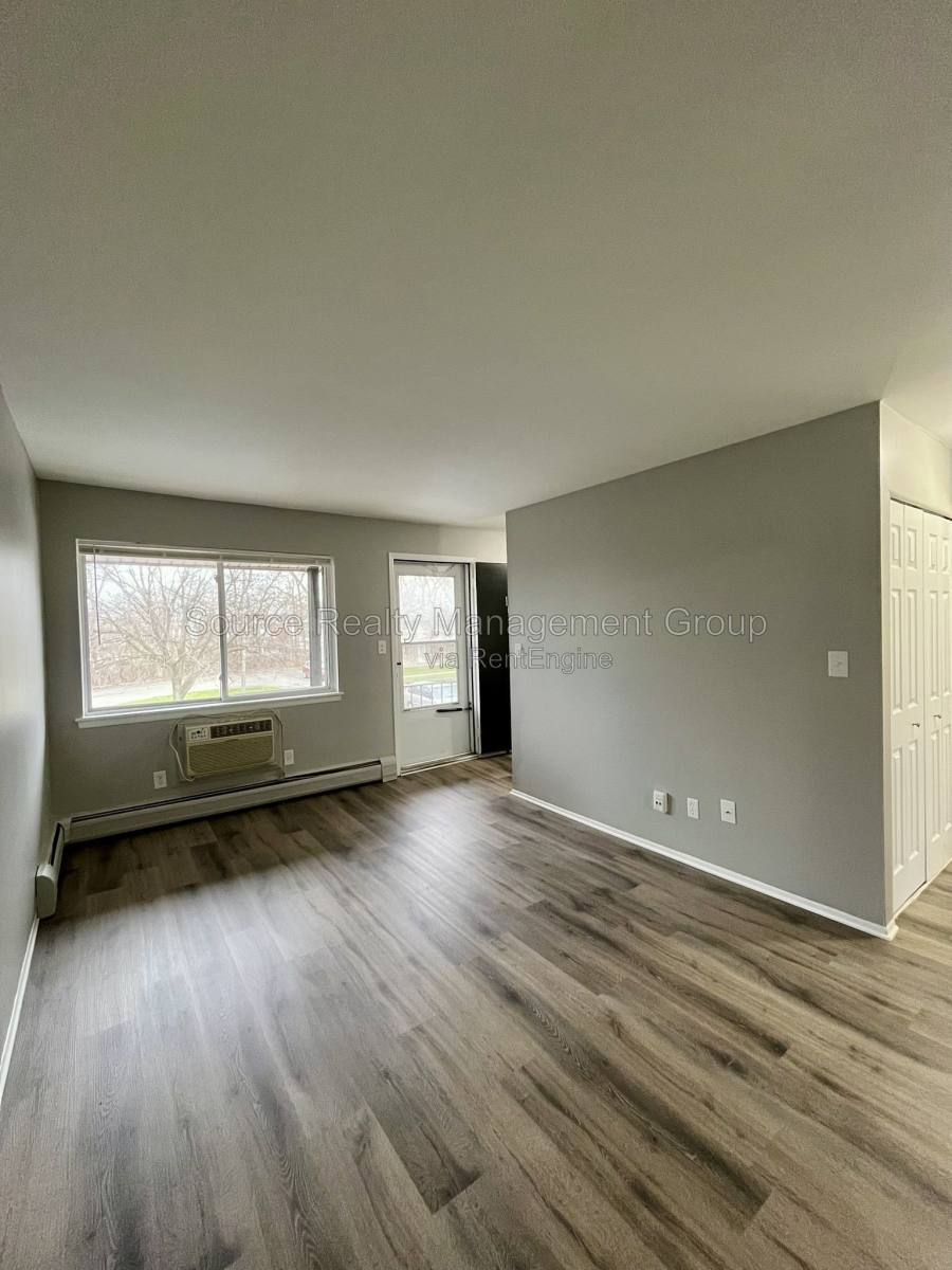 Apartment for rent at 1760 Saint Johns Blvd #14, Lincoln Park, MI 48146