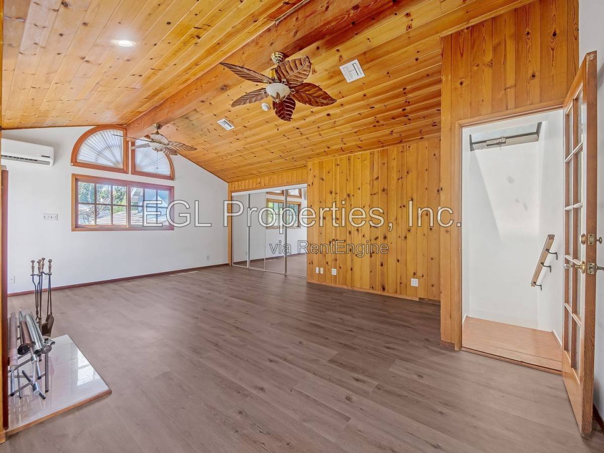 House for rent at 22018 Dumetz Rd, Woodland Hills, CA 91364