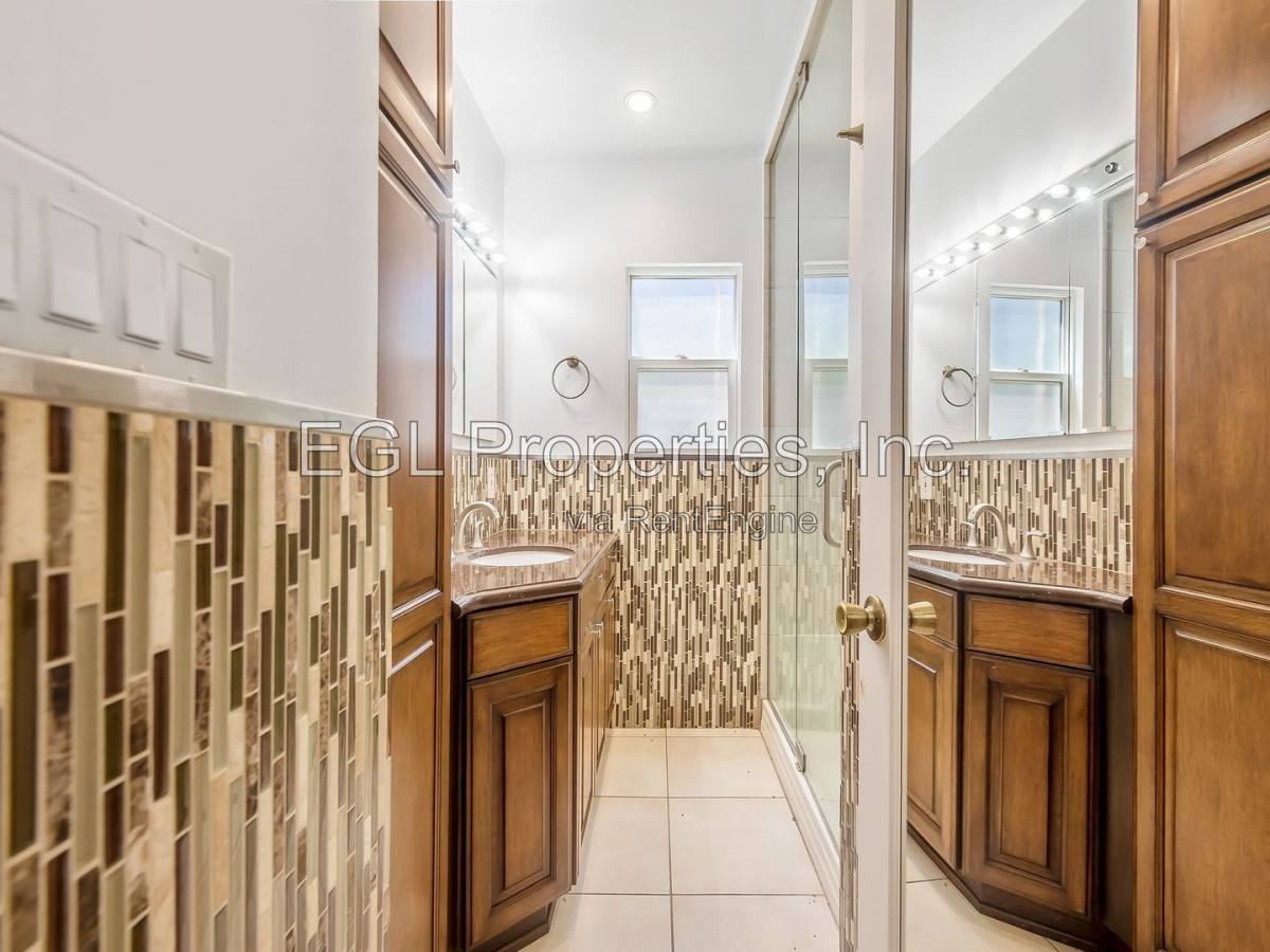 House for rent at 22018 Dumetz Rd, Woodland Hills, CA 91364