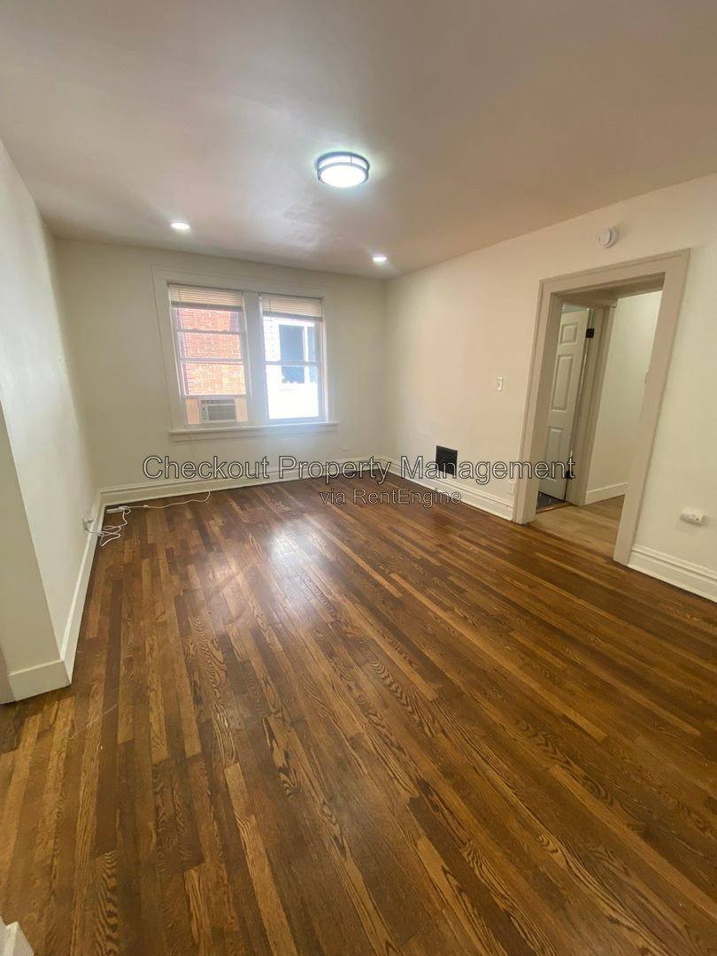 Apartment for rent at 4746 S Grand Blvd, St. Louis, MO 63111