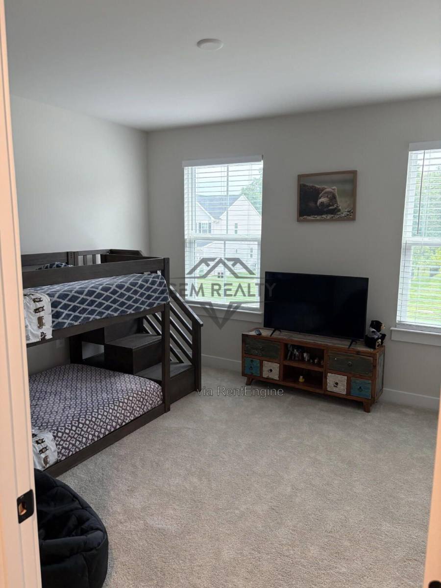 Townhouse for rent at 6504 Hawkeye Dr, King George, VA 22485
