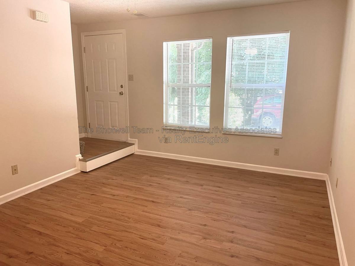 Townhouse for rent at 1443 Schoolcraft Way, Knoxville, TN 37919