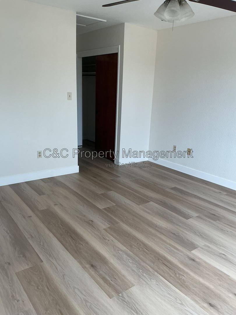 House for rent at 1559 Elderwood Ave, Turlock, CA 95380