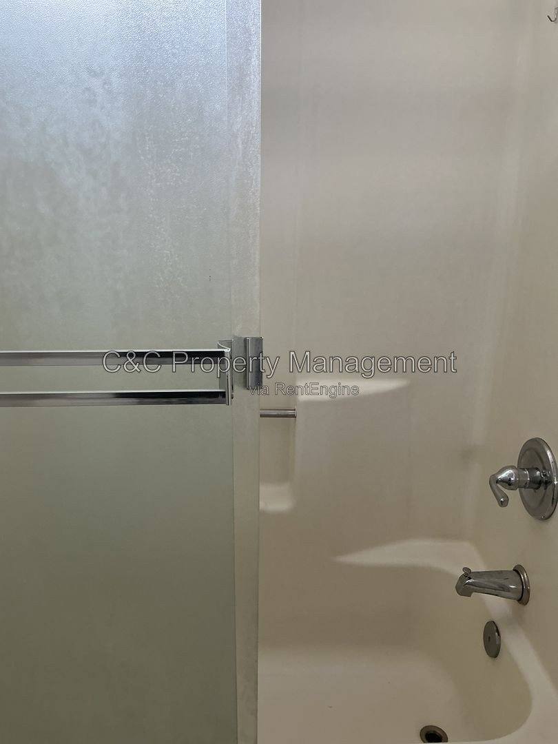 House for rent at 1559 Elderwood Ave, Turlock, CA 95380