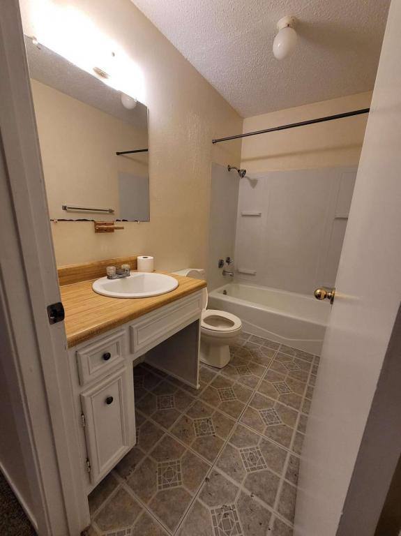 Apartment for rent at 735 S Jackson St #11, Jacksonville, TX 75766