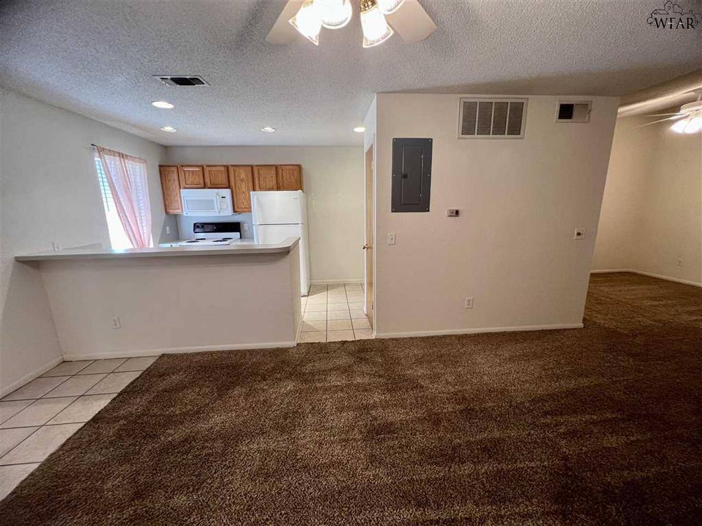 Apartment for rent at 4621 Johnson Rd, Wichita Falls, TX 76310