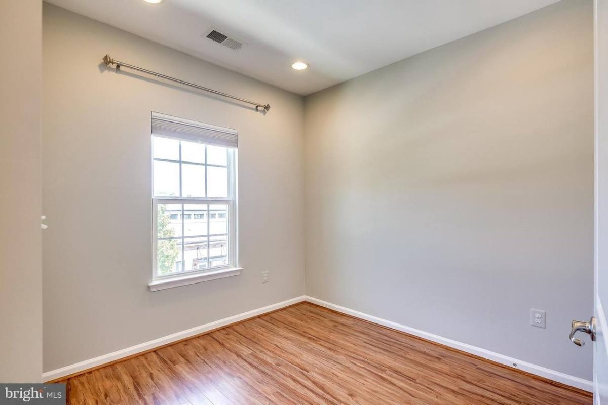 3023 Hockley Mill Dr, Ellicott City, MD 21043 - Townhouse for Rent - Image 9