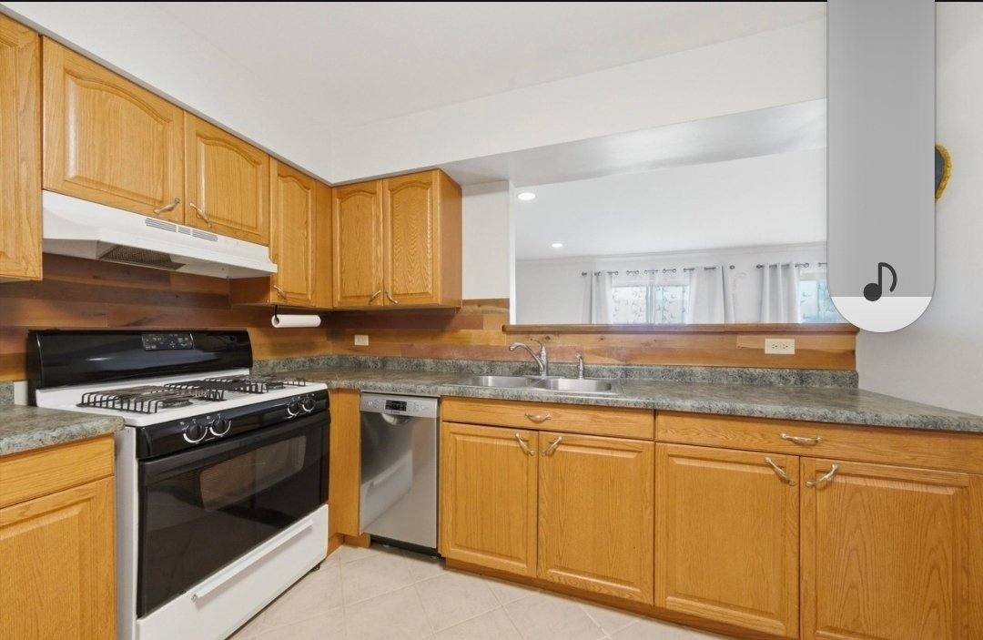 Condo for rent at 670 Marilyn Ave #208, Glendale Heights, IL 60139