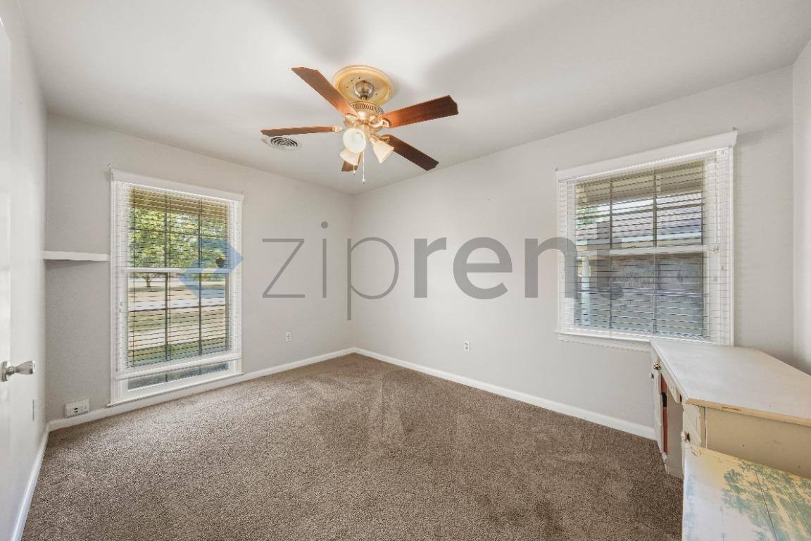 House for rent at 4275 Downing Dr, Baton Rouge, LA 70809
