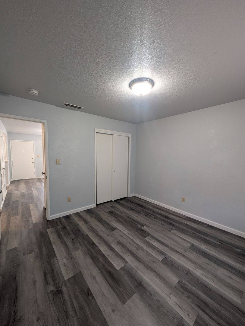 Apartment for rent at 871 Vermont Ave, Turlock, CA 95380