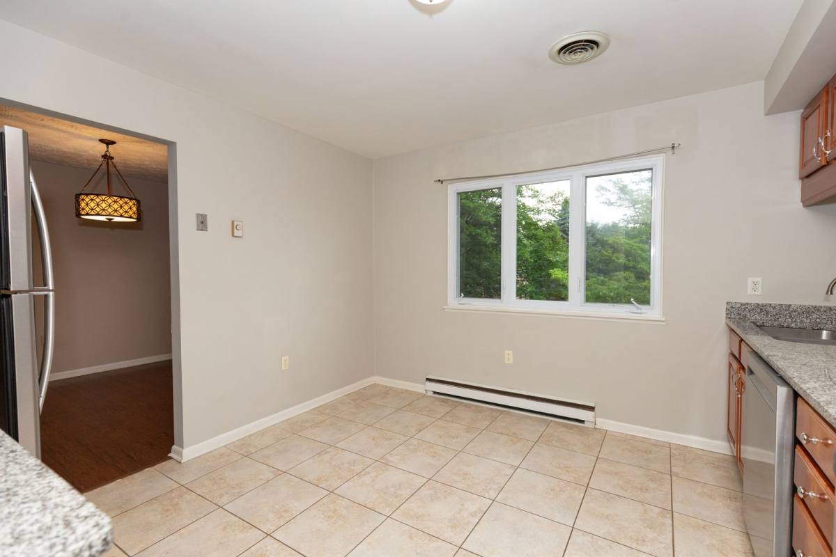 House for rent at 1517 Caroline St, Winchester, VA 22601