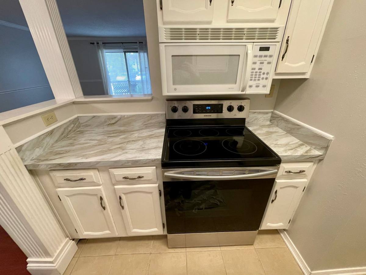 Condo for rent at 6040 Grelot Rd #110, Mobile, AL 36609