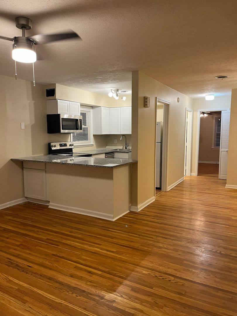 Apartment for rent at 2720 Riedling Dr, Louisville, KY 40206
