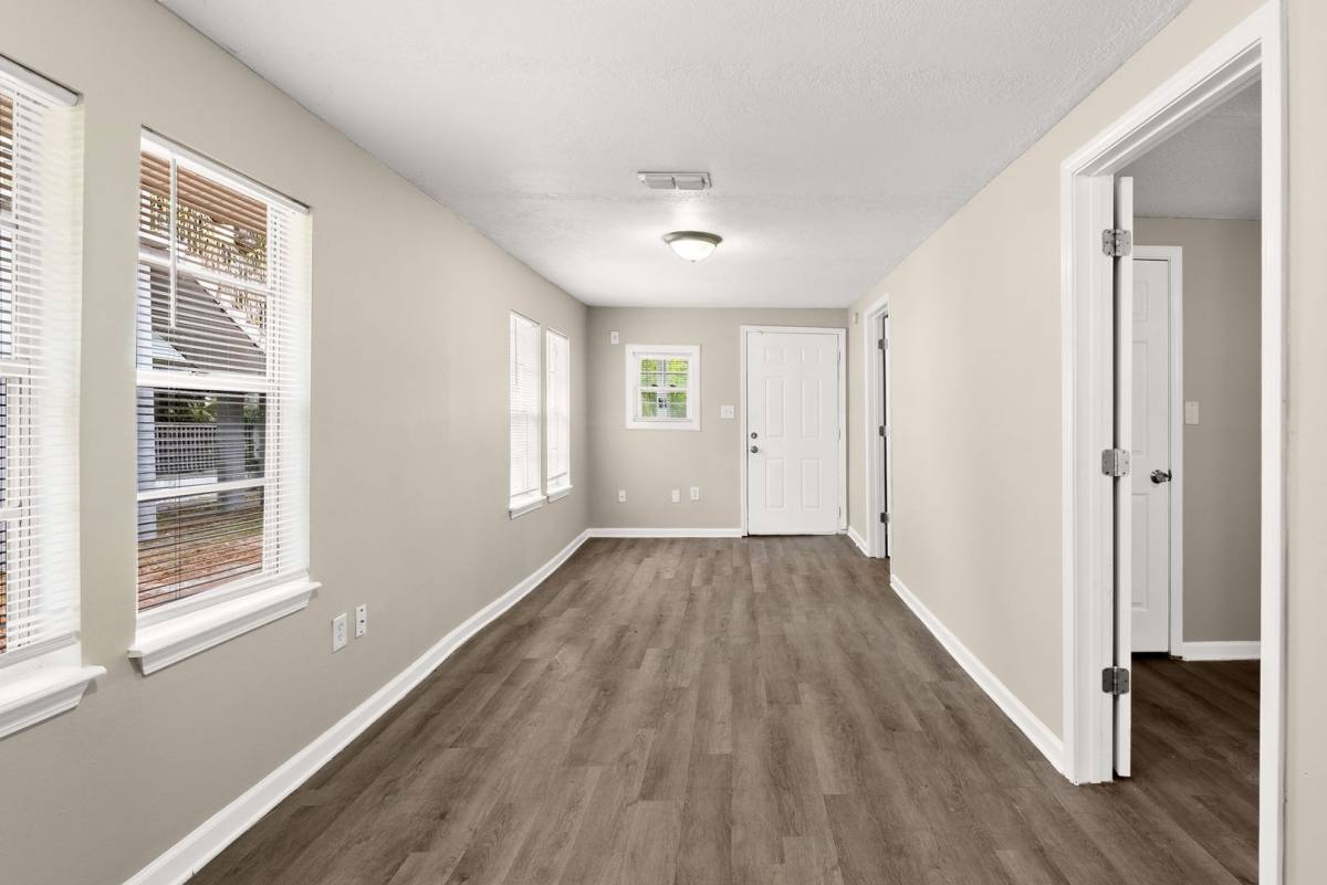 Apartment for rent at 119 College Ave, Panama City, FL 32401