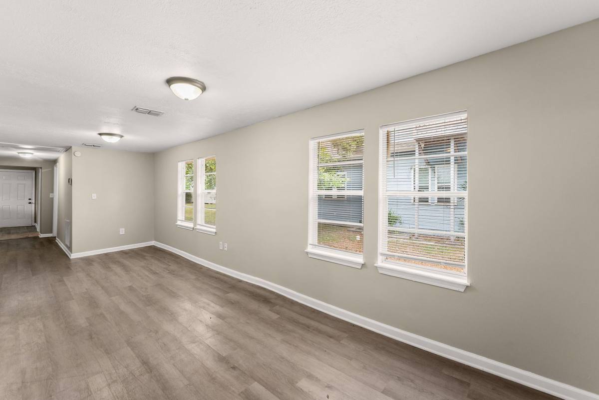 Apartment for rent at 119 College Ave, Panama City, FL 32401