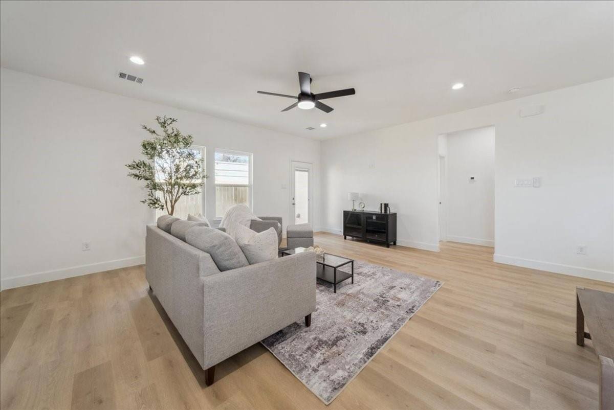 House for rent at 2925 Lasalle St, Fort Worth, TX 76111