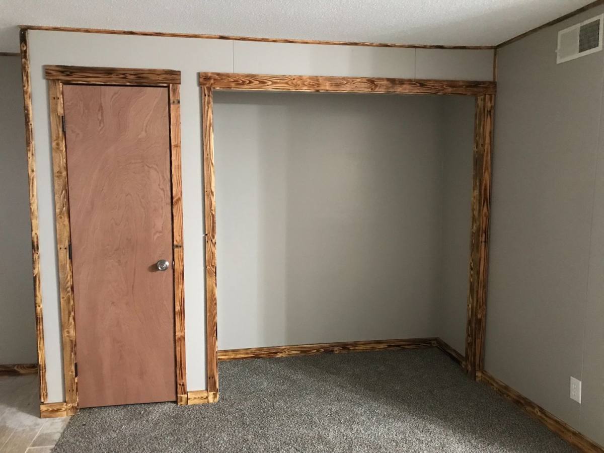 Apartment for rent at 126 Marshall St, Jefferson City, MO 65101