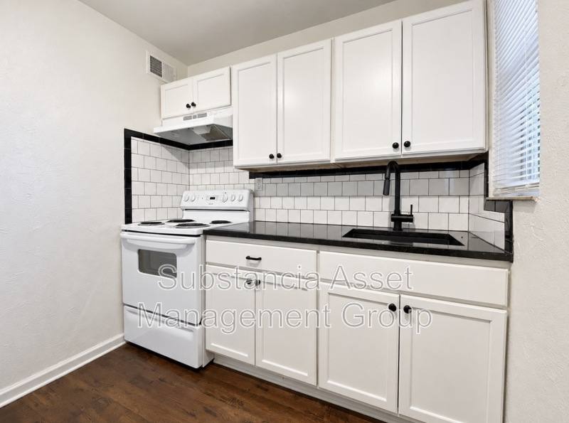 Apartment for rent at 1714 N Lindsay Ave #6, Oklahoma City, OK 73105