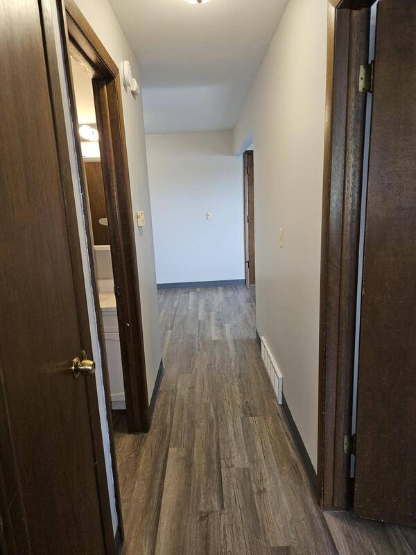 334 Center St #2, Berlin, WI 54923 - Apartment for Rent - Image 6