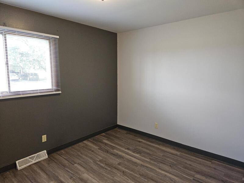 334 Center St #2, Berlin, WI 54923 - Apartment for Rent - Image 8