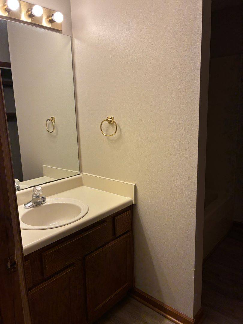 Apartment for rent at 2702 Oak Meadow Place, Searcy, AR 72143